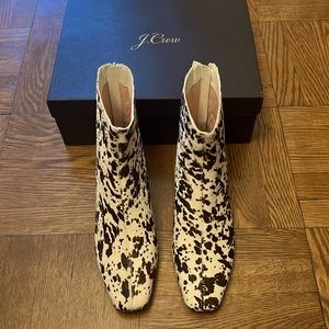 New Women’s J Crew calf hair animal print boots. Leather. Size 6. NIB